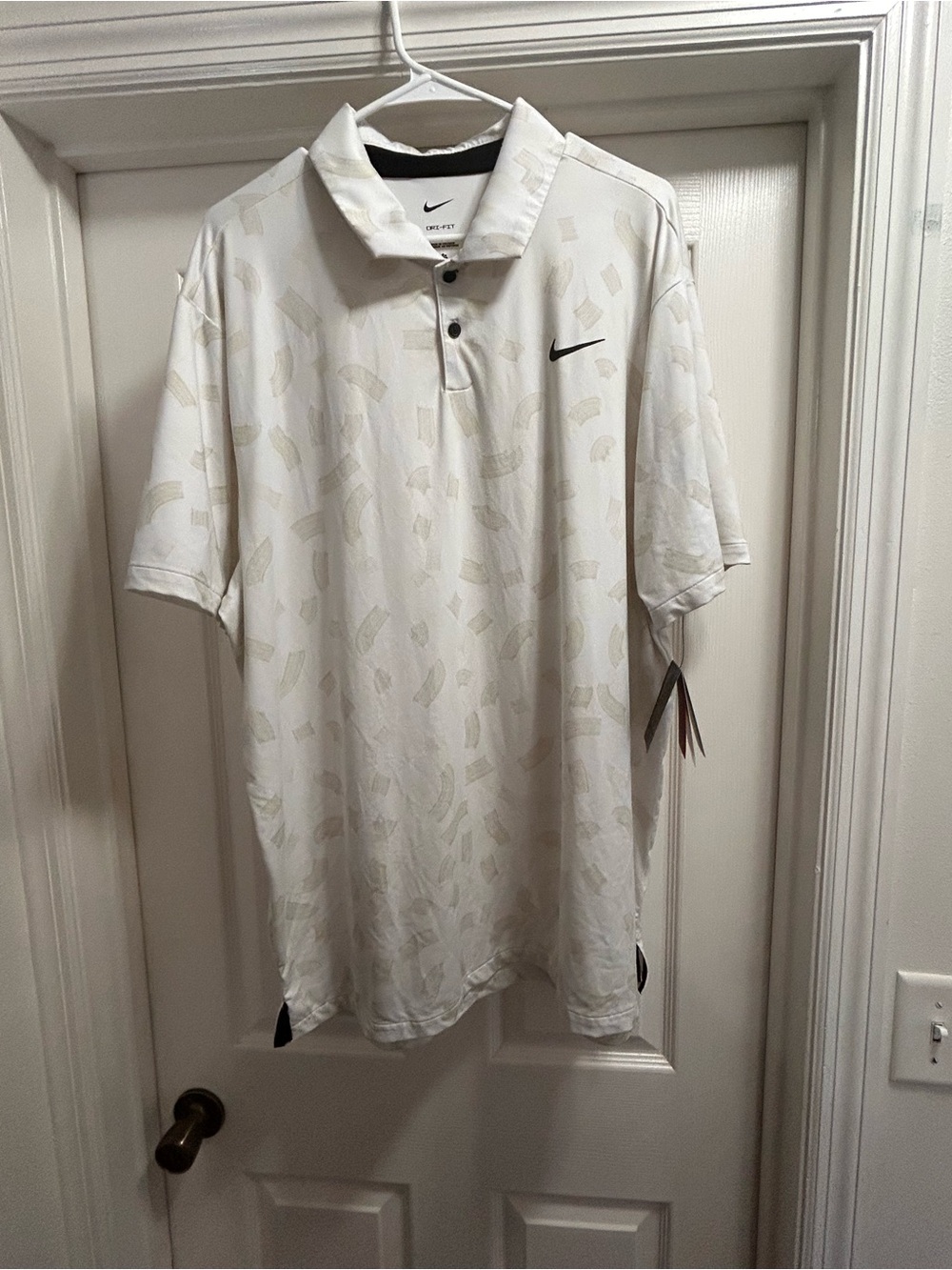 NWT Nike Men’s White Polo with Subtle Tonal Print Mens Size XL